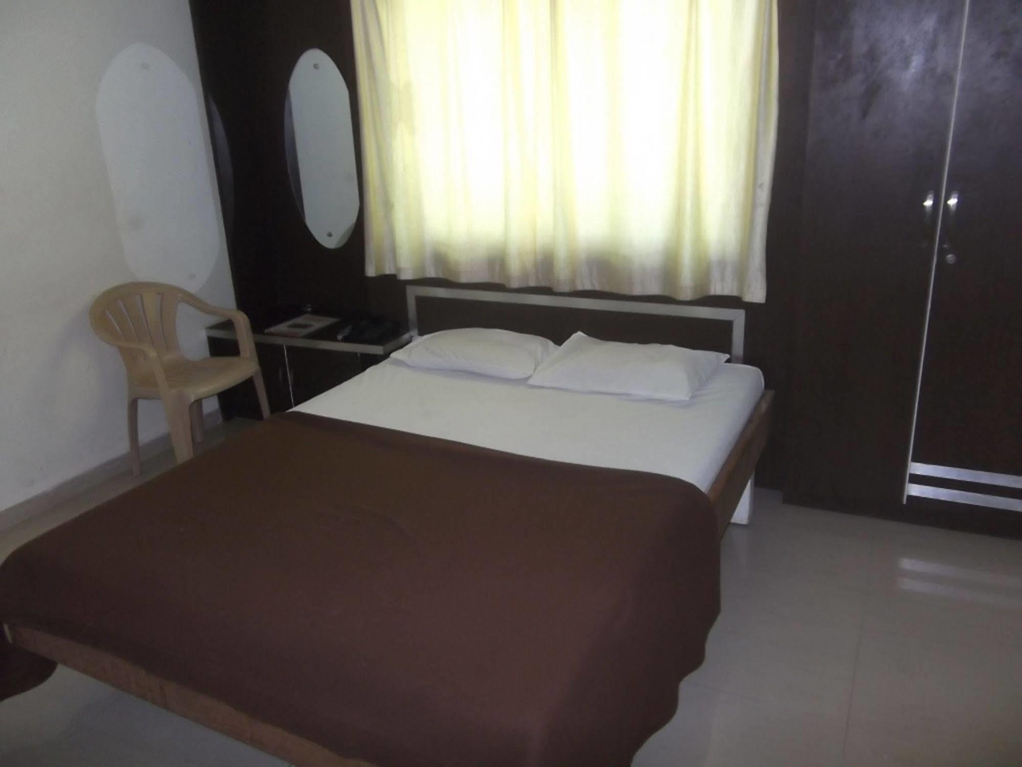 Hotel Rajyog Ranjangaon Ganpati Dış mekan fotoğraf